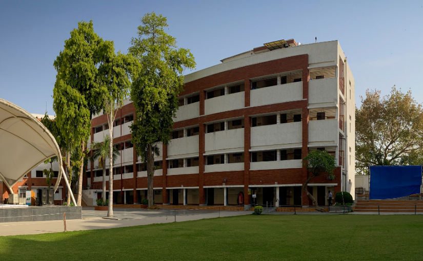 SCHOOL BUILDING