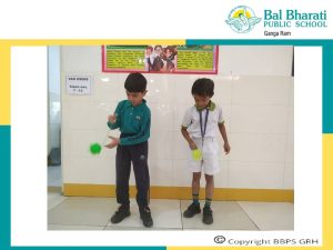Students adopting a comprehensive approach to well-being, addressing physical, emotional, and mental aspects during the 'Happy Mind, Happy Life' activity.
